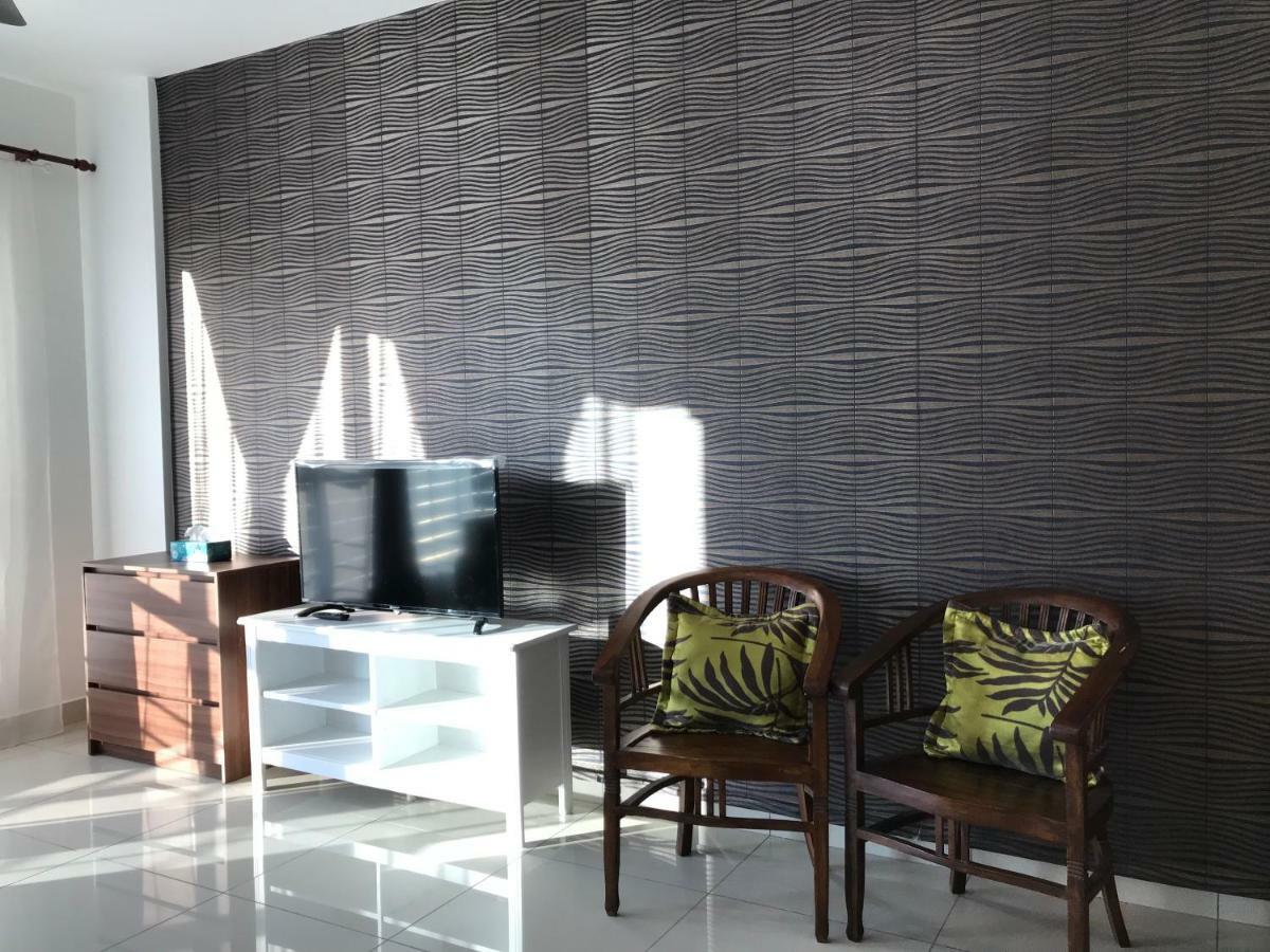 Homestay De Putra Каджанг Екстериор снимка